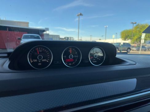 Used 2013 Volkswagen Beetle 2.0T image 26