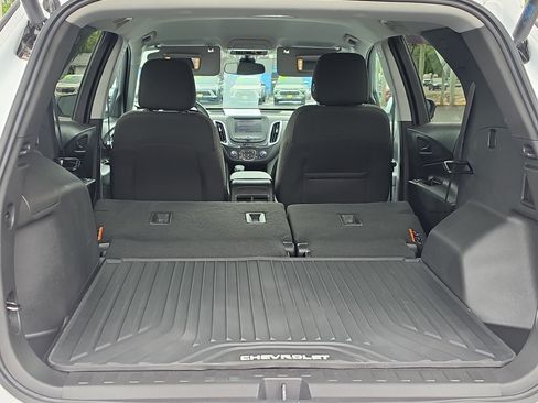 Certified 2023 Chevrolet Equinox LT AWD/4WD image 10