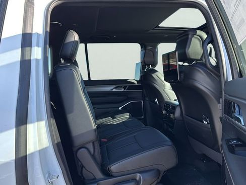 New 2026 Jeep Grand Wagoneer Limited w/ Premium Group II image 13