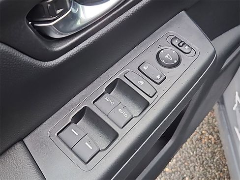 Used 2026 Honda CR-V Sport image 25
