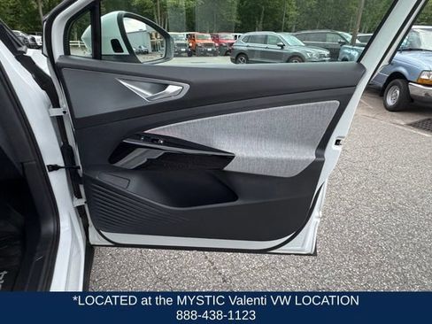 Certified 2023 Volkswagen ID.4 Pro AWD/4WD image 29