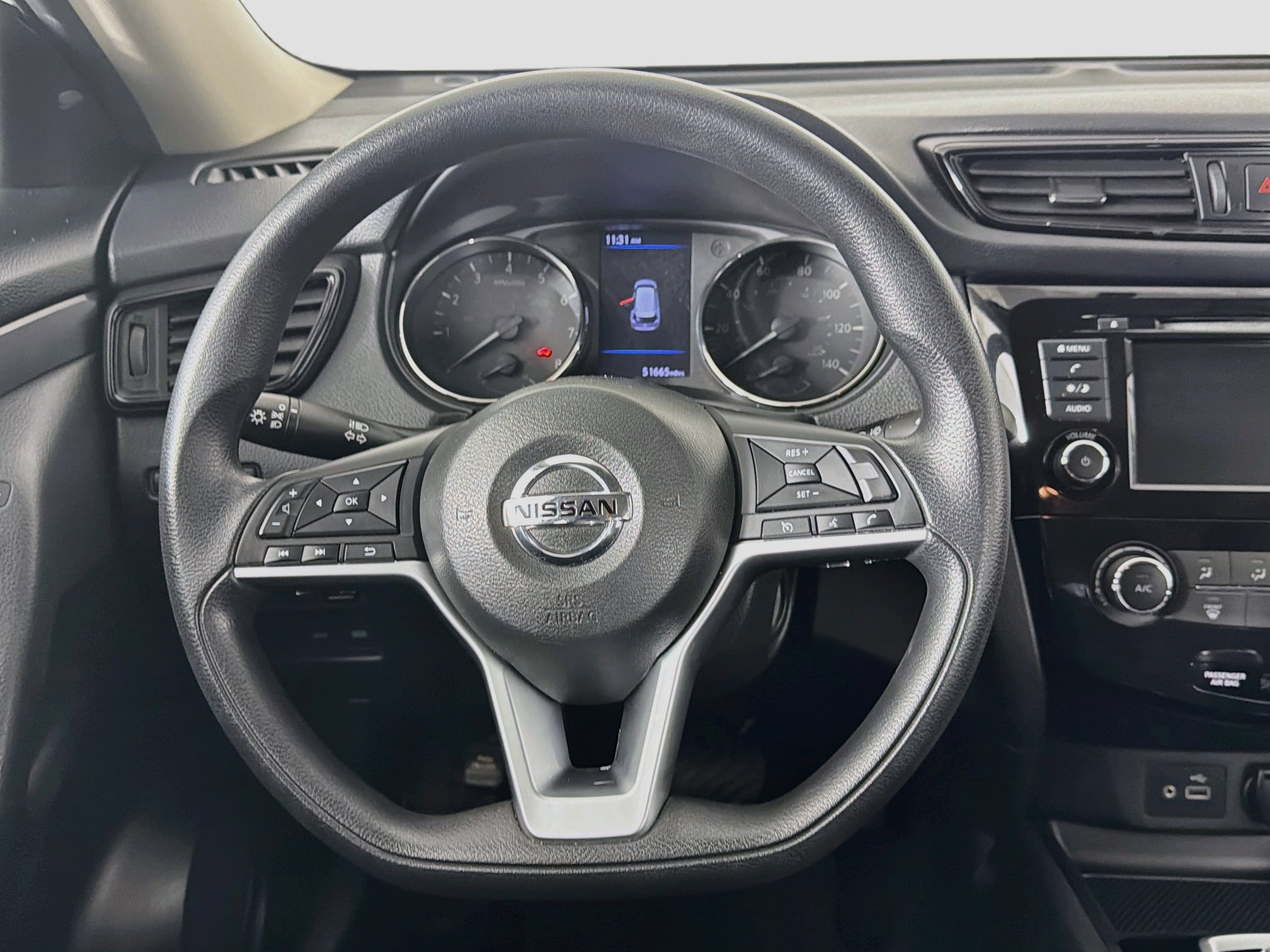 Used 2018 Nissan Rogue S FWD image 17