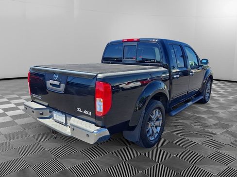 Used 2014 Nissan Frontier SL w/ SL Moonroof Package AWD/4WD image 7