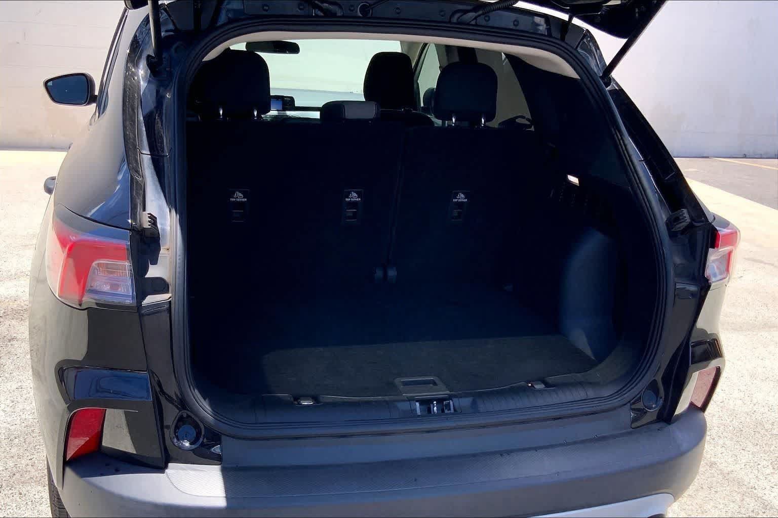 Used 2020 Ford Escape S FWD image 18