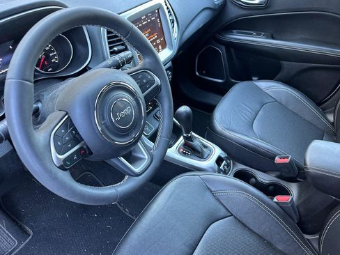 Used 2021 Jeep Compass Latitude w/ Sun and Sound Group image 10