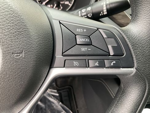 Used 2023 Nissan Altima 2.5 SV FWD image 30