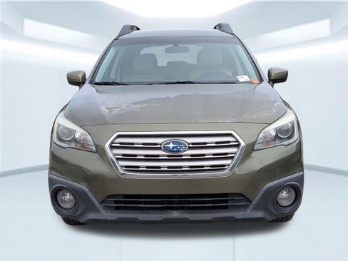Used 2016 Subaru Outback 2.5i Premium image 2
