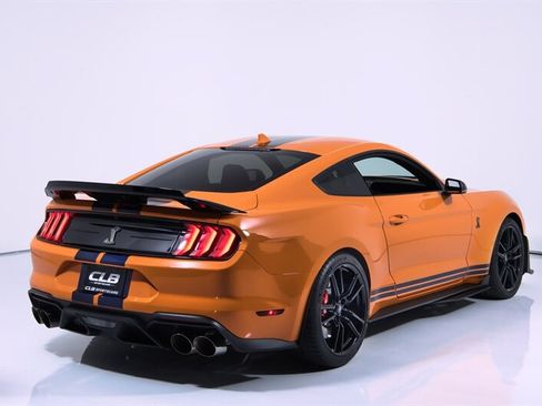 Used 2020 Ford Mustang Shelby GT500 w/ Technology Package RWD image 12