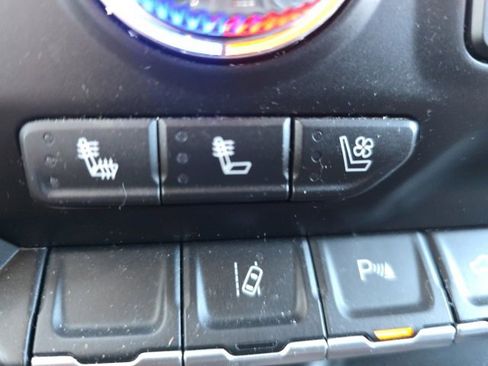 Used 2023 GMC Sierra 2500 Denali w/ Denali Ultimate Package image 20