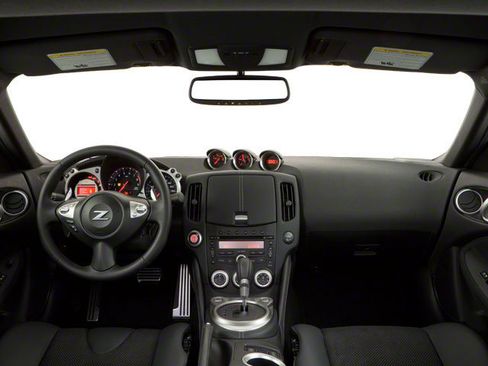 Used 2010 Nissan 370Z Coupe w/ Sport Pkg RWD image 10