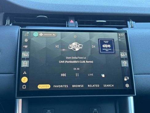 Certified 2025 Land Rover Discovery Sport S image 23