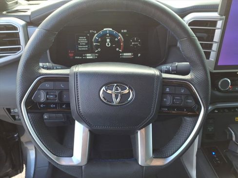 Used 2024 Toyota Tundra Platinum image 30