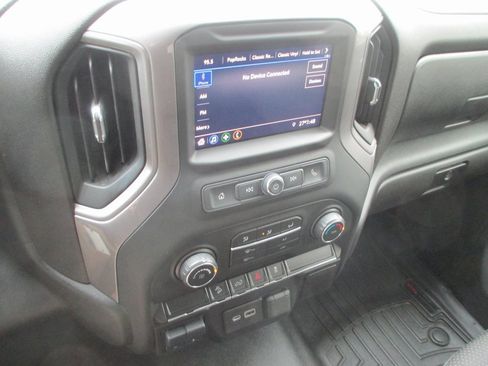 Used 2021 Chevrolet Silverado 1500 Custom Trail Boss w/ LPO, Dark Essentials Package image 23