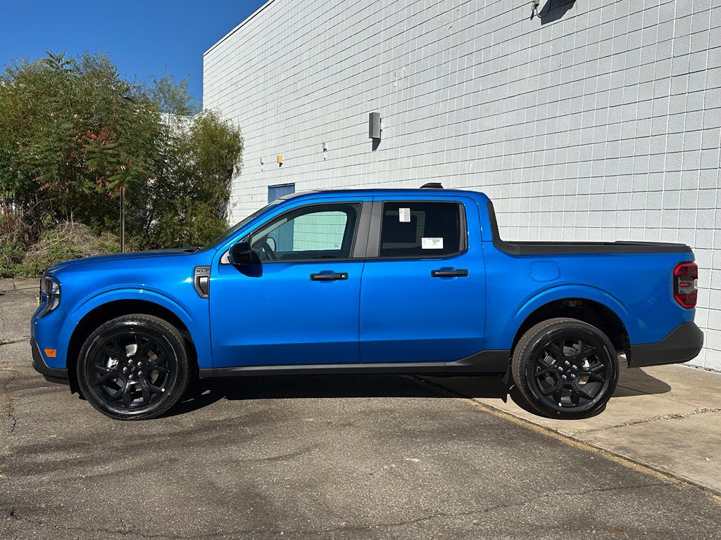 New 2026 Ford Maverick XLT w/ Equipment Group 301A AWD/4WD image 2