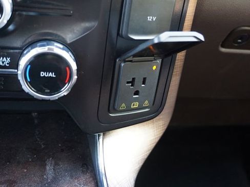 Used 2024 Ford F150 King Ranch AWD/4WD image 43