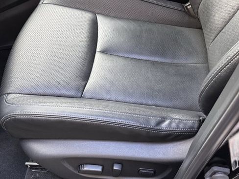 Used 2022 Nissan Rogue Sport SL w/ Premium Package image 22