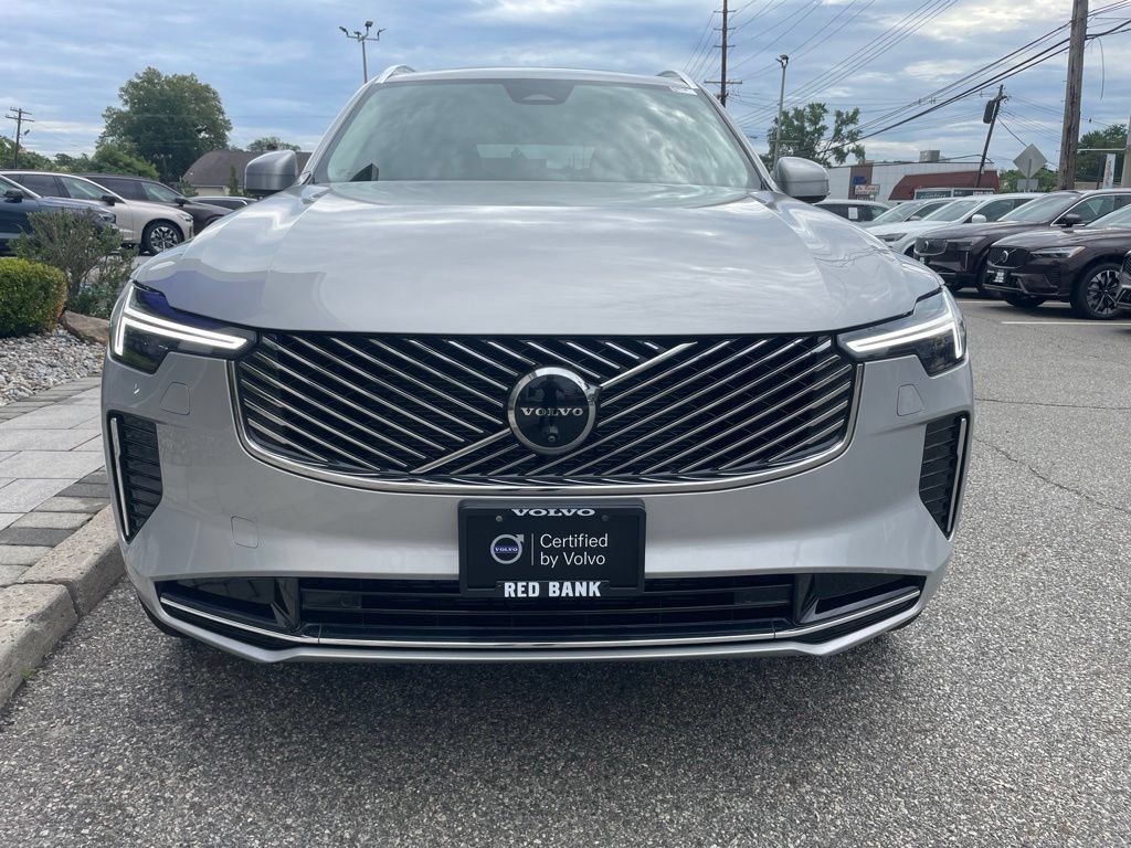 Used 2025 Volvo XC90 B6 Plus AWD/4WD image 8
