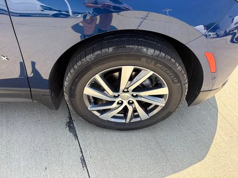 Used 2022 Chevrolet Equinox Premier AWD/4WD image 38