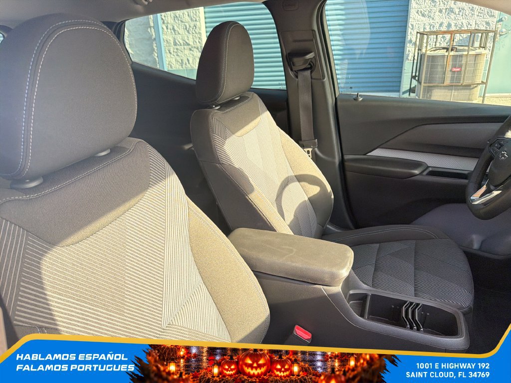New 2027 Chevrolet Bolt LT w/ Comfort Package FWD image 31