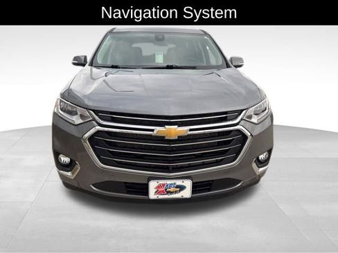 Used 2020 Chevrolet Traverse Premier image 2