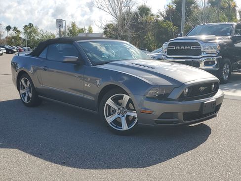 Used 2014 Ford Mustang GT Premium image 29