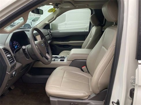Used 2020 Ford Expedition XLT w/ Equipment Group 202A image 11