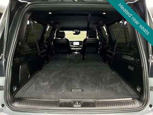Used 2025 Jeep Wagoneer L Series II AWD/4WD image 20