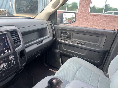 Used 2019 RAM 1500 Tradesman w/ Chrome Plus Package AWD/4WD image 14