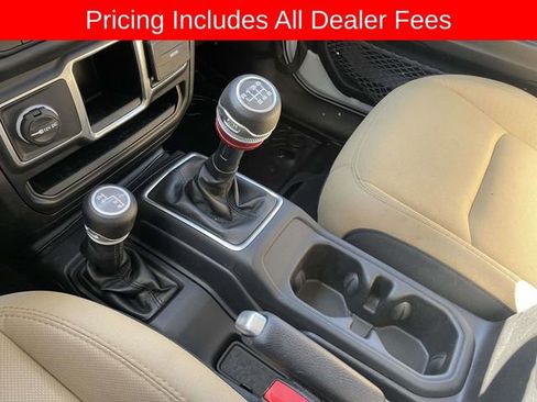 Used 2023 Jeep Wrangler Unlimited Sport AWD/4WD image 36