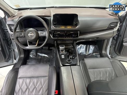 Used 2022 Nissan Rogue Platinum w/ Head-Up Display Package image 15