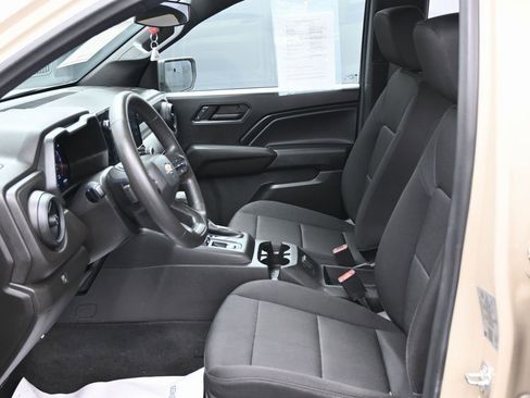 Used 2024 Chevrolet Colorado W/T image 16