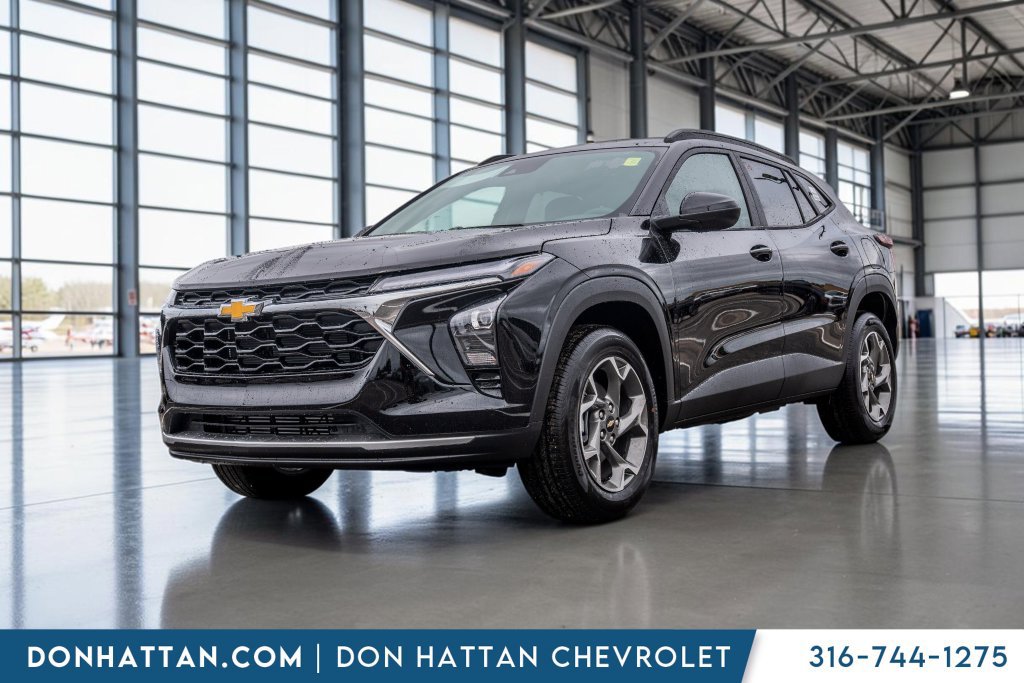 New 2026 Chevrolet Trax LT w/ LT Convenience Package FWD image 1