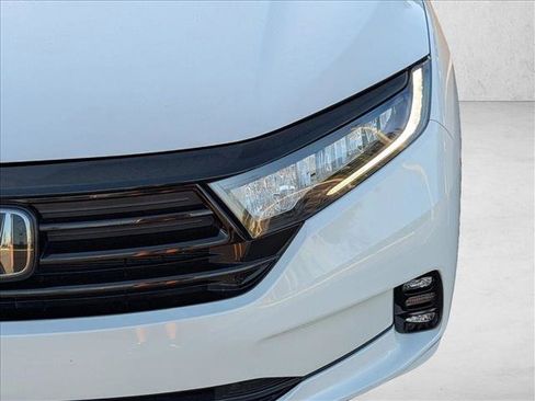 Used 2024 Honda Odyssey Sport image 9