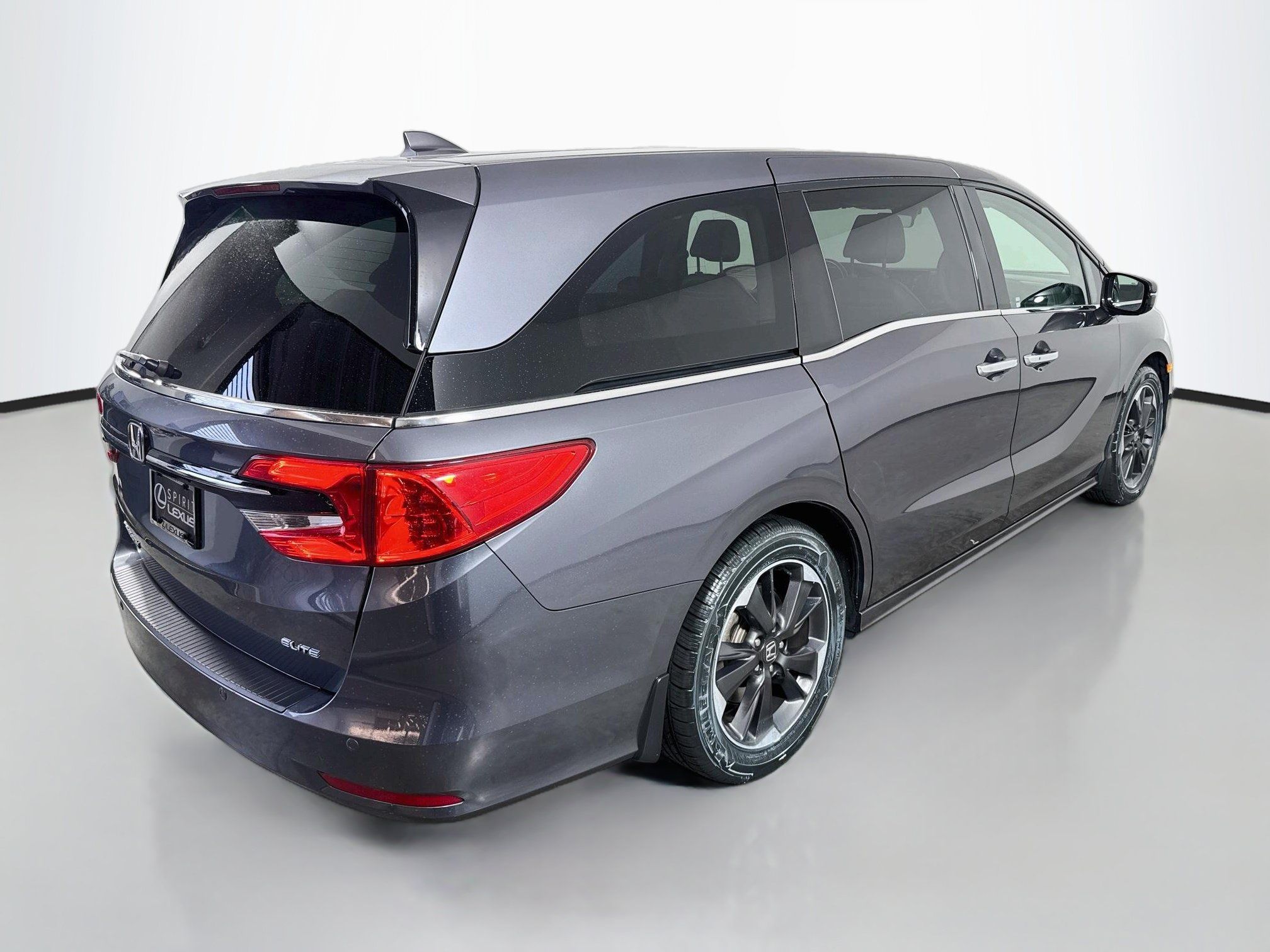 Used 2021 Honda Odyssey Elite image 7