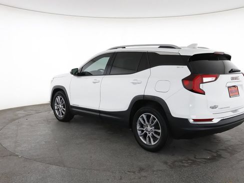 Used 2022 GMC Terrain SLT FWD image 9