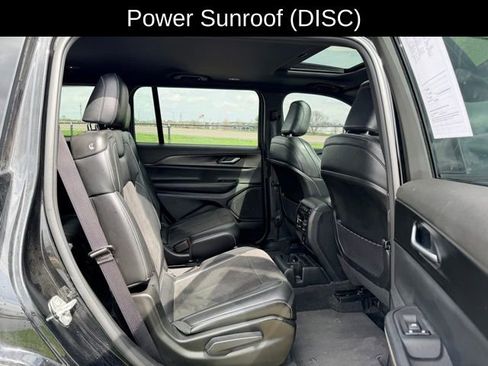 Used 2023 Jeep Grand Cherokee L Laredo AWD/4WD image 10