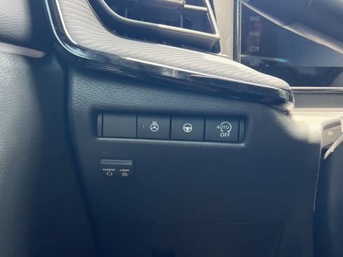 New 2026 Nissan Kicks SR w/ SR Premium Package FWD image 12