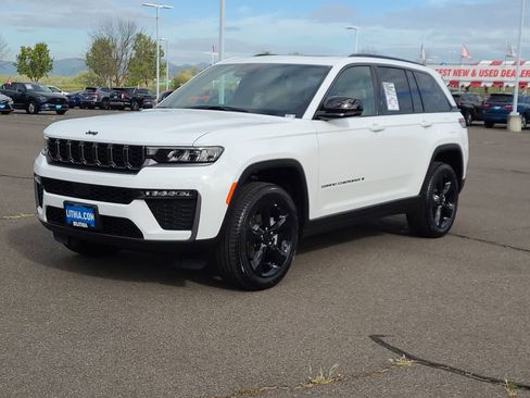 New 2026 Jeep Grand Cherokee Limited AWD/4WD image 1