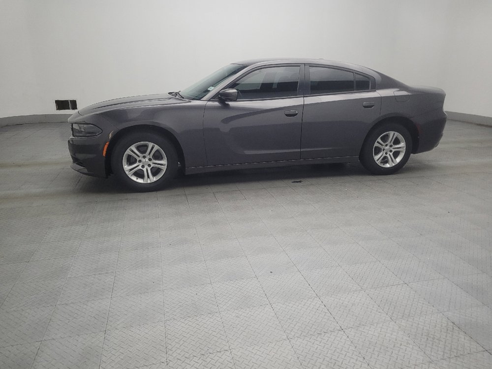 Used 2019 Dodge Charger SXT RWD image 2