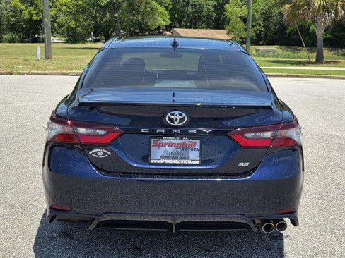 Certified 2022 Toyota Camry SE FWD image 3