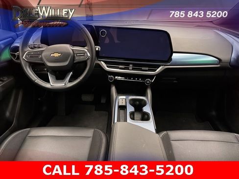 Used 2024 Chevrolet Equinox EV LT image 7
