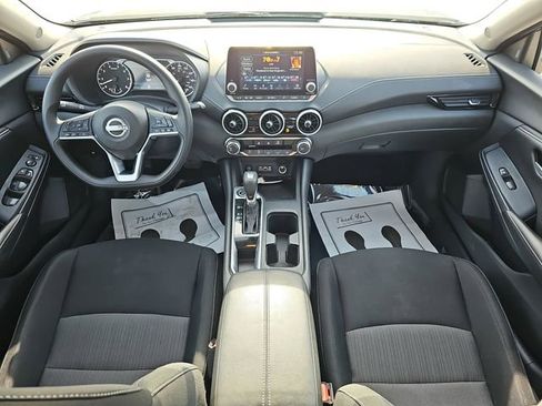 Used 2025 Nissan Sentra SV image 12