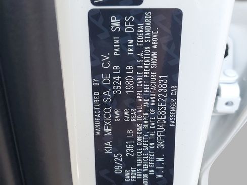 New 2025 Kia K4 EX FWD image 29
