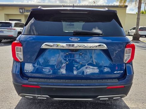 Used 2022 Ford Explorer XLT w/ Equipment Group 202A AWD/4WD image 6