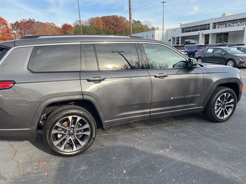 Used 2021 Jeep Grand Cherokee L Overland w/ Advanced Protech Group III image 6