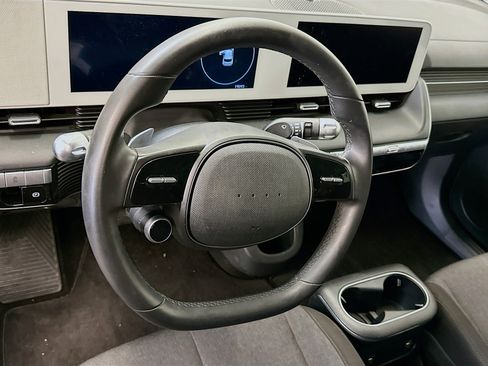 Used 2023 Hyundai Ioniq 5 SE image 18