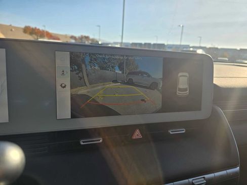 Used 2024 Hyundai Ioniq 5 SE image 27