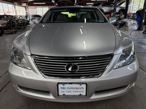 Used 2008 Lexus LS 460 RWD image 6
