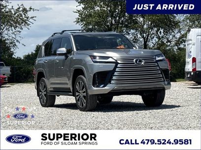 Used 2025 Lexus LX 600 4WD w/ Accessory Package (2T)