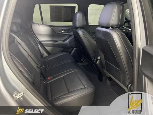 Used 2026 Chevrolet Equinox LT w/ Convenience Package II AWD/4WD image 13